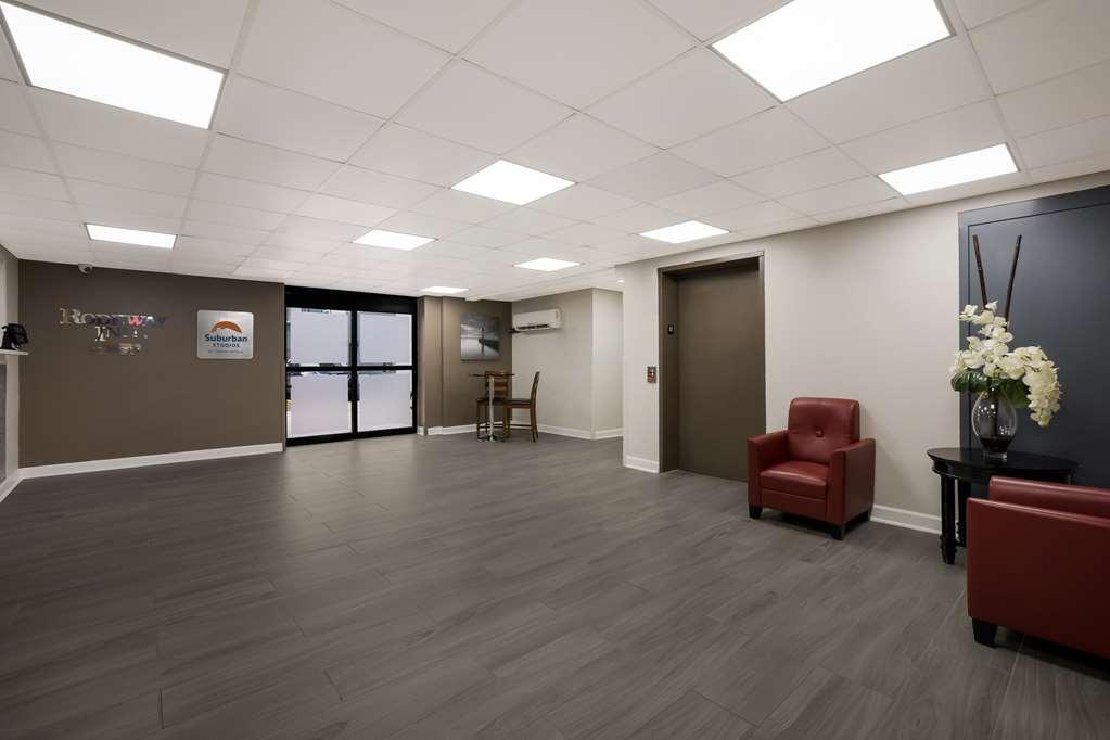 Suburban Studios Milwaukee Airport 내부 사진