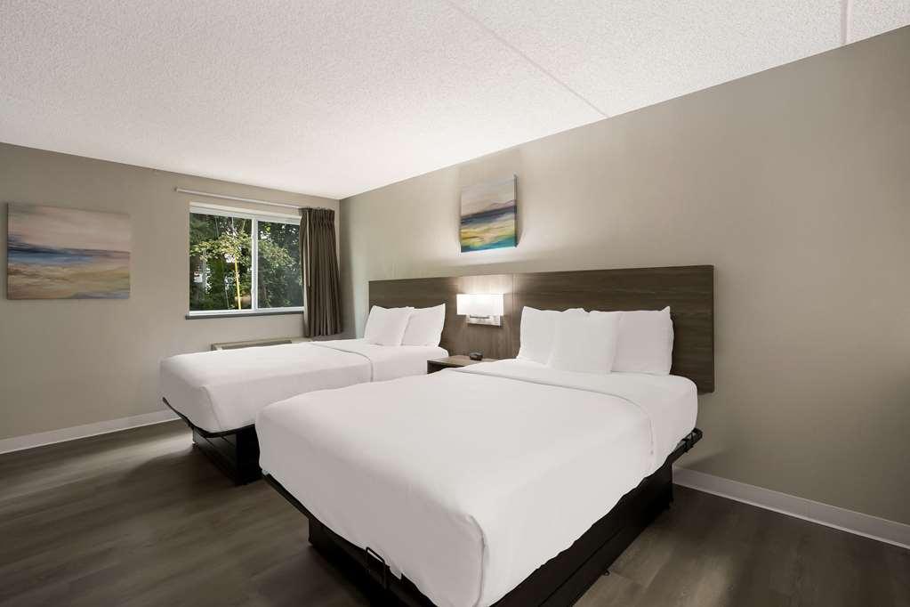 Suburban Studios Milwaukee Airport 객실 사진